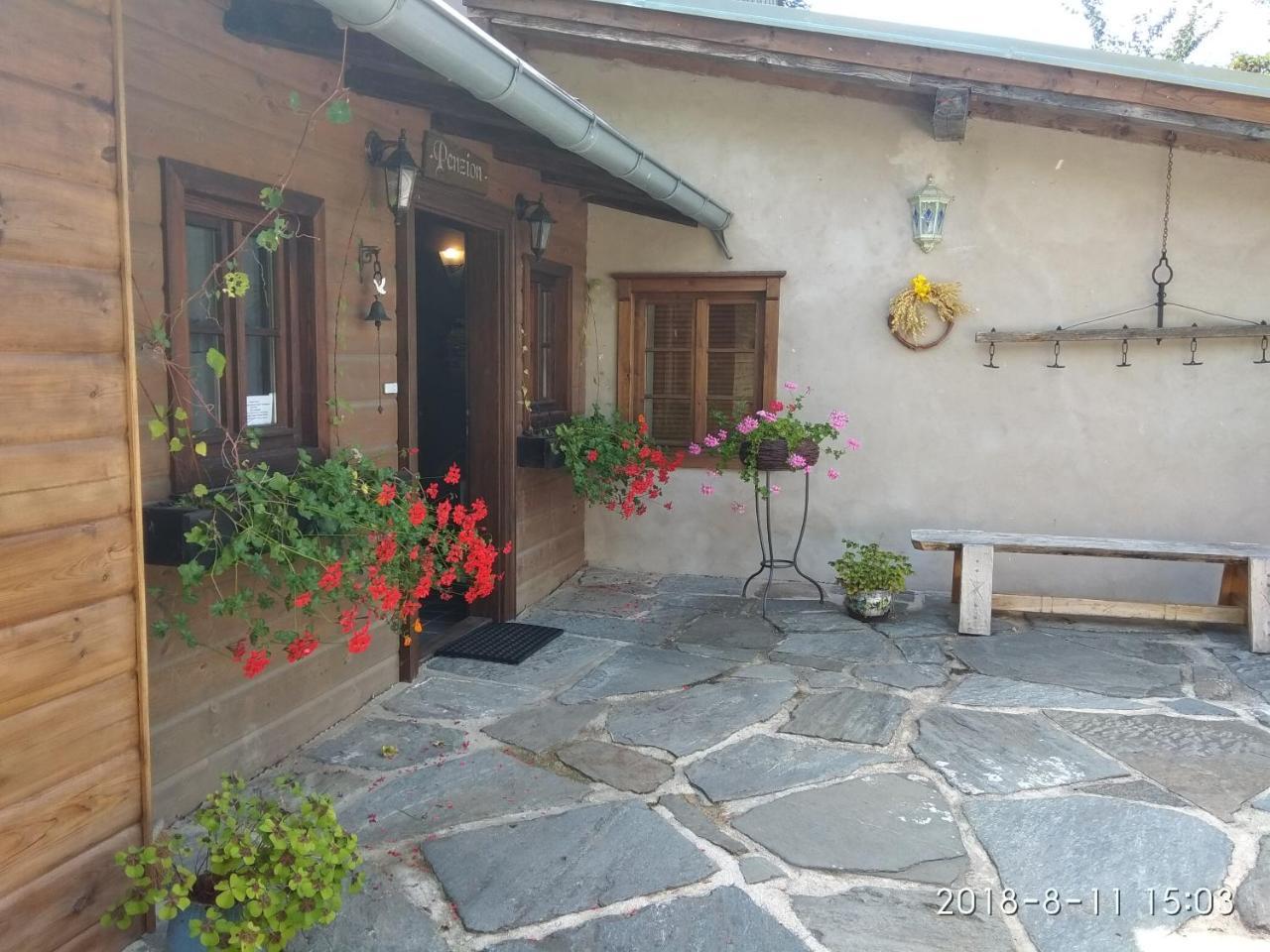 Ubytovani Elias Černá v Pošumaví Exterior foto